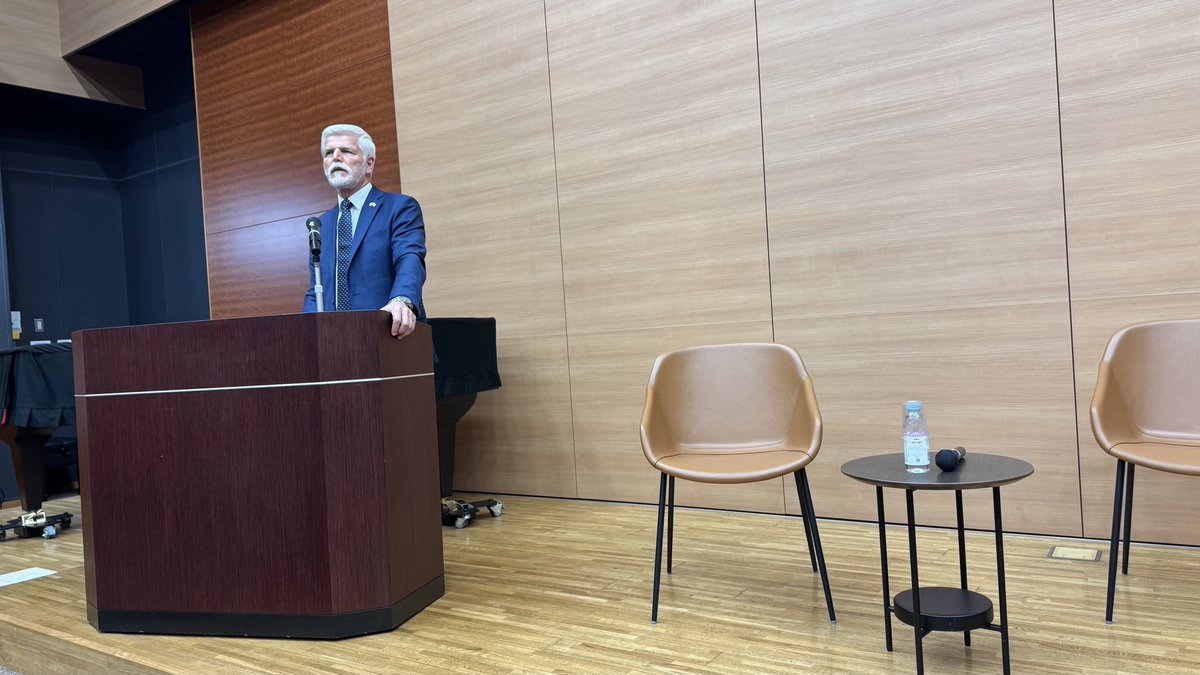 CZAmbTokyo's tweet image. Bezpečnostní seminář na prestižní Tokijské universitě @Tokyouniver_my uspořádaný ve spolupráci s @jagello2000 a @UTokyo_Rcast_en. Dotazy studentů mířily na zajímavá a aktuální témata. 🇨🇿🤝🇯🇵