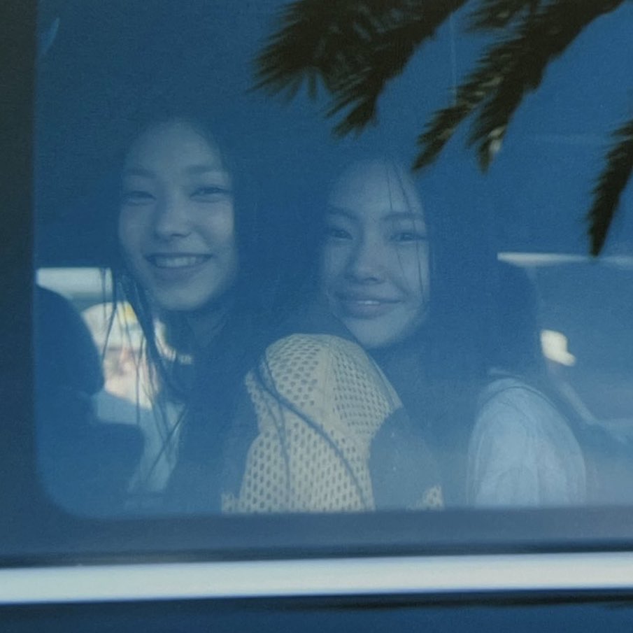 njzforever's tweet image. this pic.