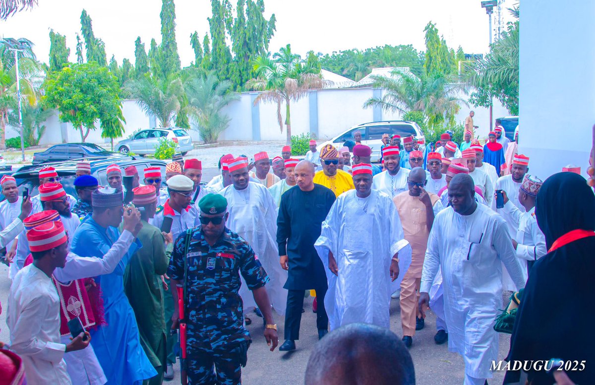 SaifullahiHon's tweet image. NNPP National Leader, His Excellency Sen. @KwankwasoRM, PhD, FNSE, observed the Jumu’at prayers today Friday, (25th July 2025), at the Late Alhaji Musa Sale Mosque, Miller Road, Kano. May Allah accept our prayers. Amee