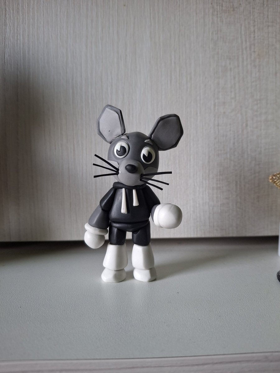 Rolerv469's tweet image. Phase 1 NOR
Yeah this one looks awful. I remade the ears 3 times and they still look bad.
Hopefully the other one I'm making turns out better than this thing.
#RobloxPiggy #Piggy #Pig64
