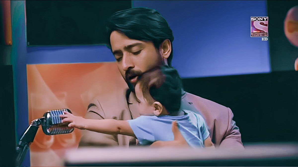 Shaheerparadise's tweet image. Fictional men with their biological child hits different 🥹🫶

[ #ShaheerSheikh • #DevDixit ]