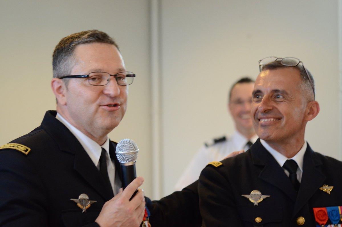 #Sécurité 👮

Paul Mourier, préfet de la région Bourgogne-Franche-Comté, préfet de la Côte-d'Or, était présent à la passation de commandement de l'école de <a href="/Gendarmerie/">Gendarmerie nationale</a> de Dijon.

Sous la présidence du général de corps d'armée Laurent Bitouzet, commandant des écoles de la