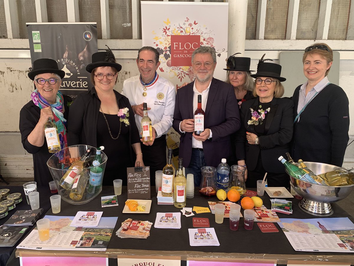 Le <a href="/FlocdeGascogne/">Floc de Gascogne</a>  brille au <a href="/MarcheHugo/">MarcheVictorHugo</a> et c’est toute une région qui trinque à son savoir-faire ! 🌞🍇 Soutenons nos artisans et célébrons cet apéritif identitaire, fruit de passion et de tradition. Gascogne, tu as du panache !  A consommer avec modération