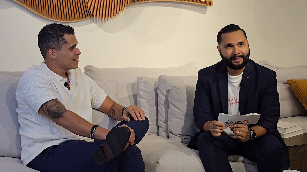 Ayer fue día intenso de grabaciones de la segunda temporada de nuestro programa <a href="/alamesatv/">alamesatv</a> que se transmite por Hispania Media Tv en Panamá. 🙌🏽📺🎬