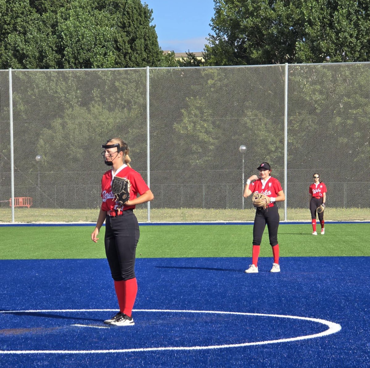 oliviaopalacz00's tweet photo. Thank you so much Team Poland! I’m so glad I got to play in the European Championship and that I was able to represent my country. #21out @CheetahsFolsom @BenetSoftball @polishbaseball @softball_europe @DirectRecruits @SBRRetweets @ncsa @CoastRecruits @PL_sbrecruiting @D1Softball https://t.co/WC9o397WPC