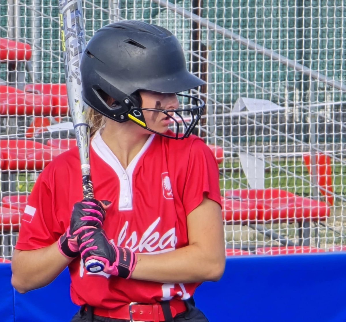 oliviaopalacz00's tweet photo. Thank you so much Team Poland! I’m so glad I got to play in the European Championship and that I was able to represent my country. #21out @CheetahsFolsom @BenetSoftball @polishbaseball @softball_europe @DirectRecruits @SBRRetweets @ncsa @CoastRecruits @PL_sbrecruiting @D1Softball https://t.co/WC9o397WPC
