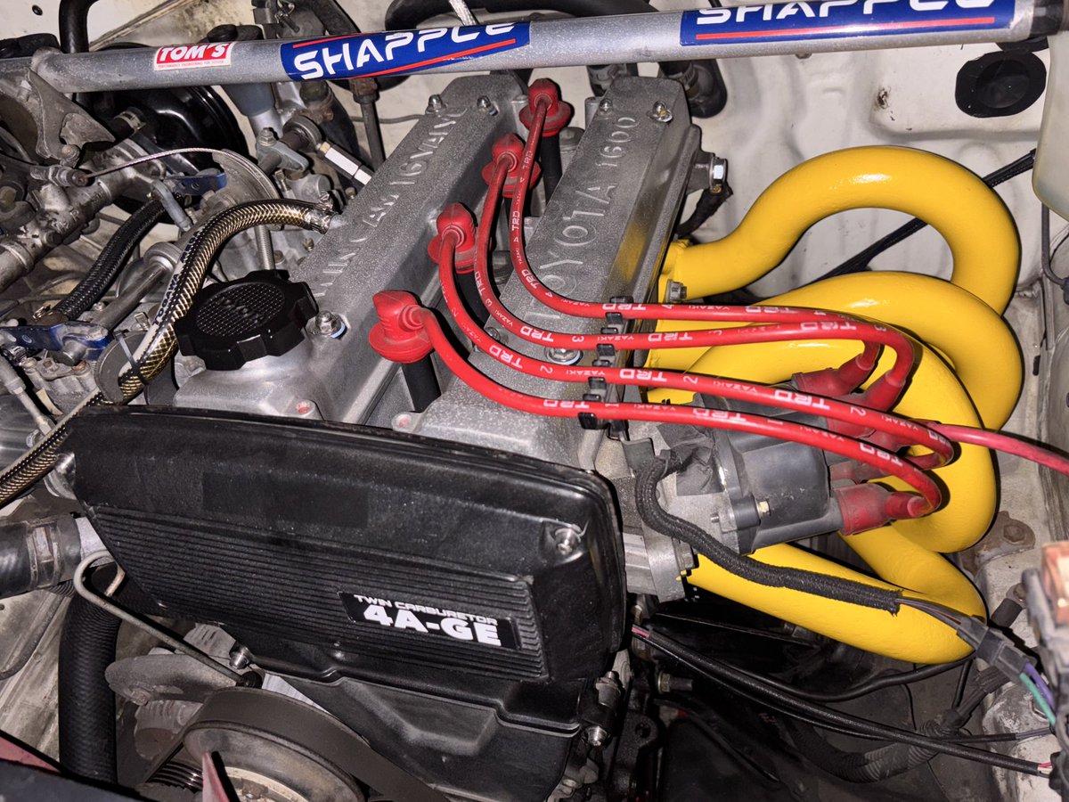 EAE40's tweet image. くっそノリノリで　&quot;TRD イグゾースト•マニホールド&quot;塗り直してつけたんだけど全然耐熱温度ミスってて変色して終わって今これ