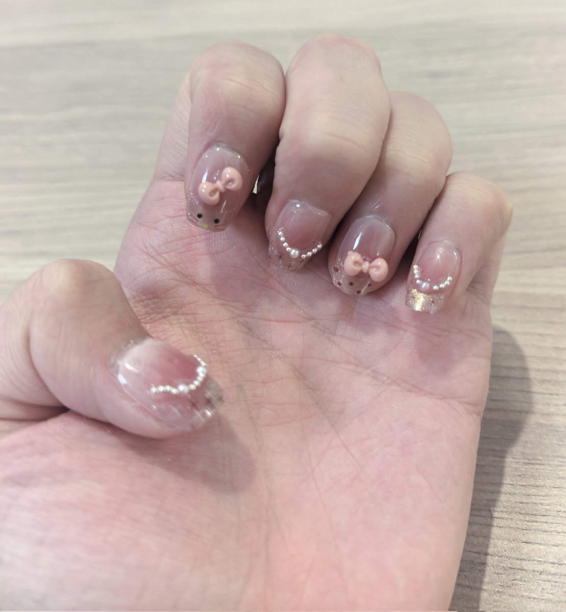 Absurd903718's tweet photo. manicure https://t.co/AAIiHUwfKc