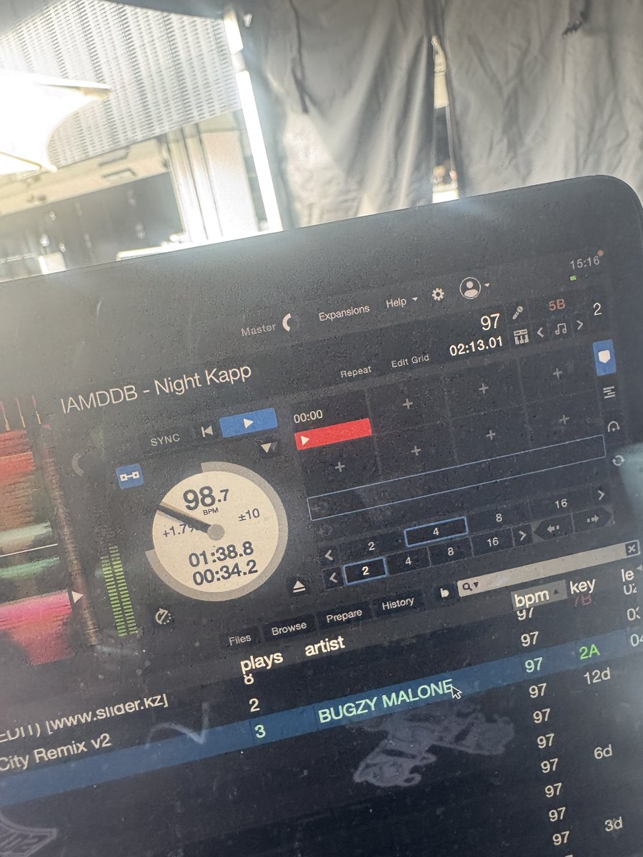 DjG2uk's tweet image. BANGER @beeechimblind