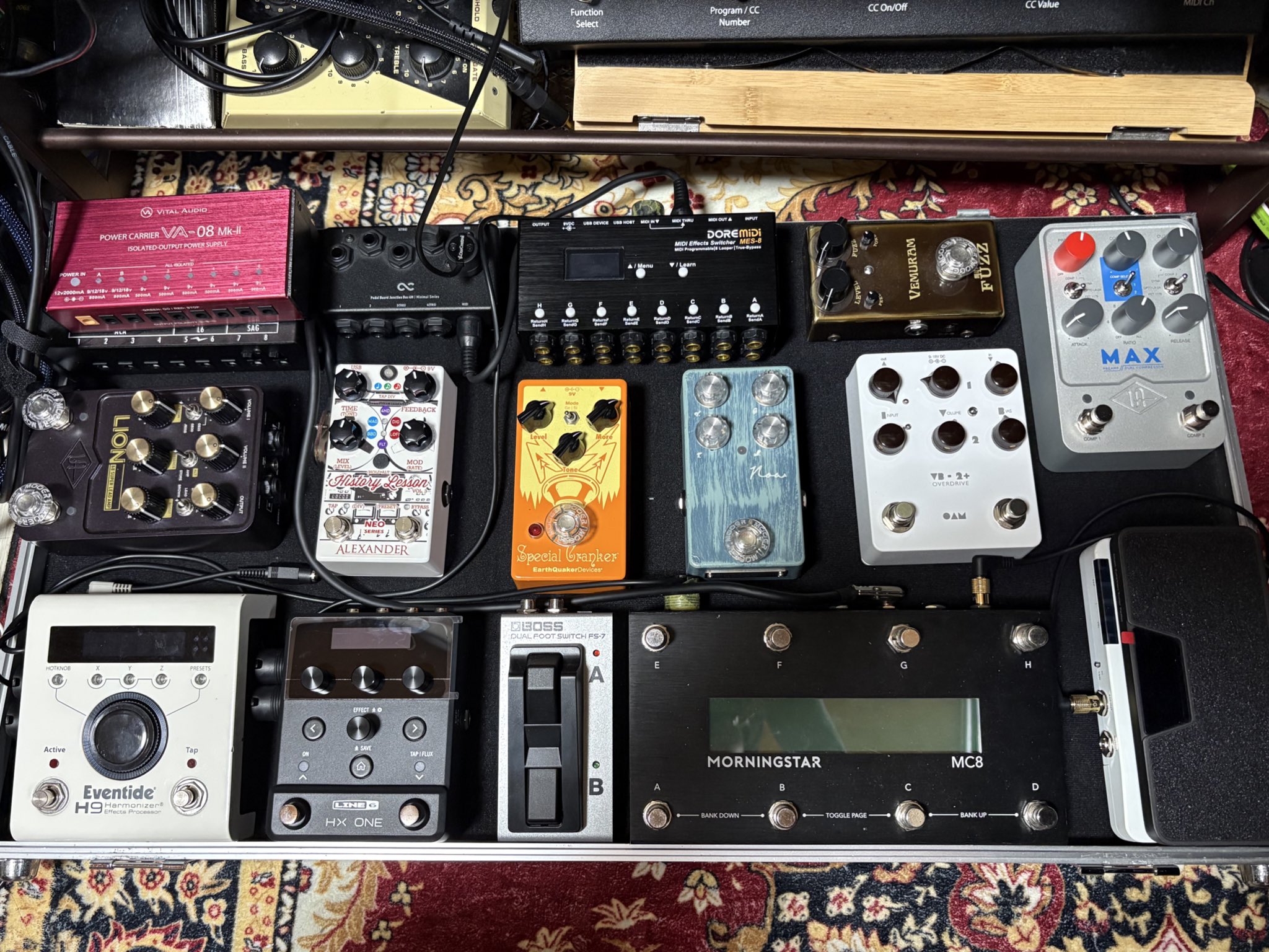 ギター Petla Rev この時間が一番楽しい。新しいペダルとギターで友達と機材会