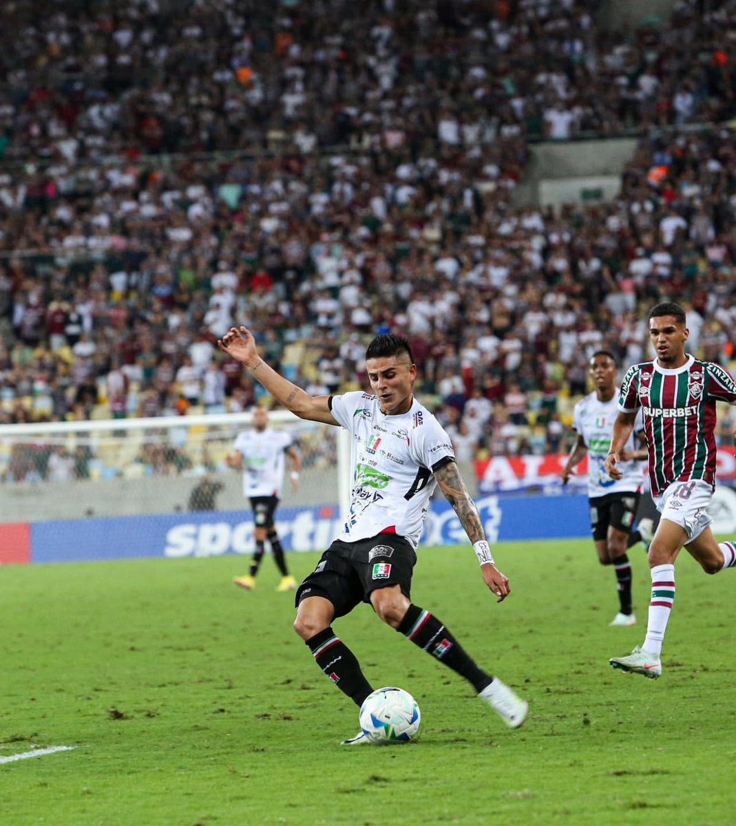 olivera_martin1's tweet image. 🚨Entre domingo y lunes llegan los laterales colombianos a Nacional.
➡️Patiño viene de estar jugando en Once Caldas. Palacios viene de muy pocos minutos en estos últimos meses.
ℹ️ @CarveDeportiva