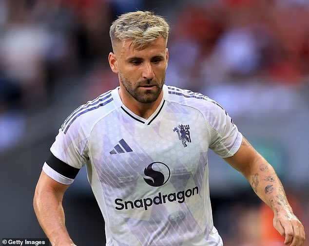 UtdLoyals_'s tweet image. 🚨 🎙️ Rúben Amorim on Luke Shaw:
"He is a world class player. You can feel in the small things. He's a great player but he has competition this season." #MUFC