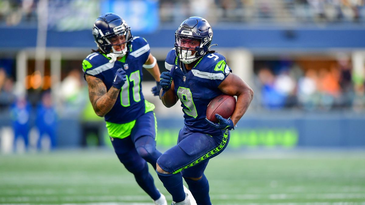 TheSeahawksWire's tweet image. Seahawks RB Kenneth Walker III off to fast start at training camp seahawkswire.usatoday.com/story/sports/n…