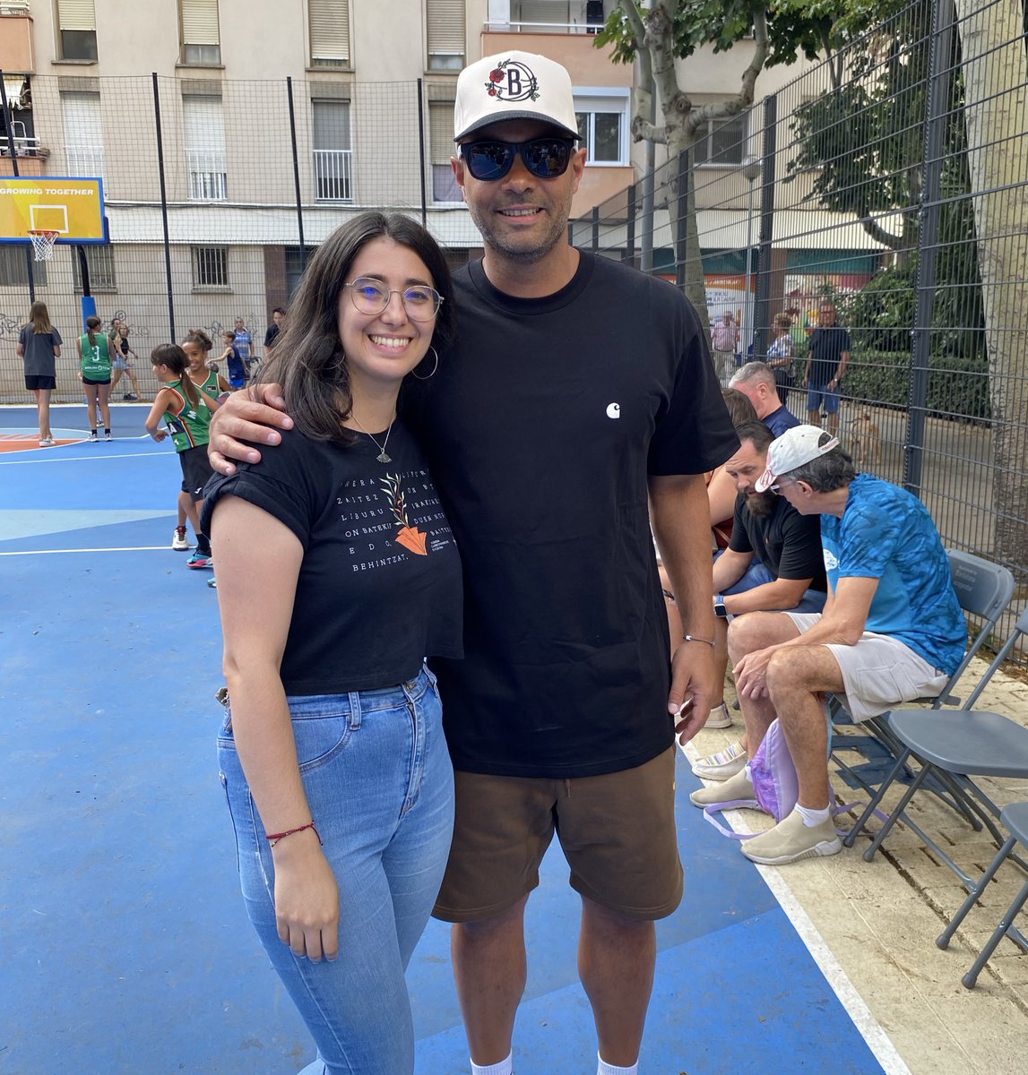 AlbenizAnna's tweet photo. Coach Jordi Fernández @BrooklynNets. De Badalona al món 🏀#Basket #BrooklynNets #Badalona https://t.co/O1RlxZ5reg