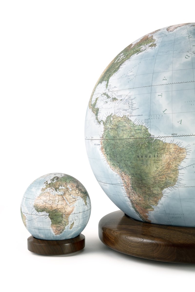 Bellerby & Co Globemakers (@globemakers) on Twitter photo Large 65cm diameter desktop globe compared to a 22cm Mini Desk Globe. Globes spin 360 degrees in a fluid motion by hand.
bellerbyandco.com/product/large-… Large 65cm diameter desktop globe compared to a 22cm Mini Desk Globe. Globes spin 360 degrees in a fluid motion by hand.
bellerbyandco.com/product/large-…