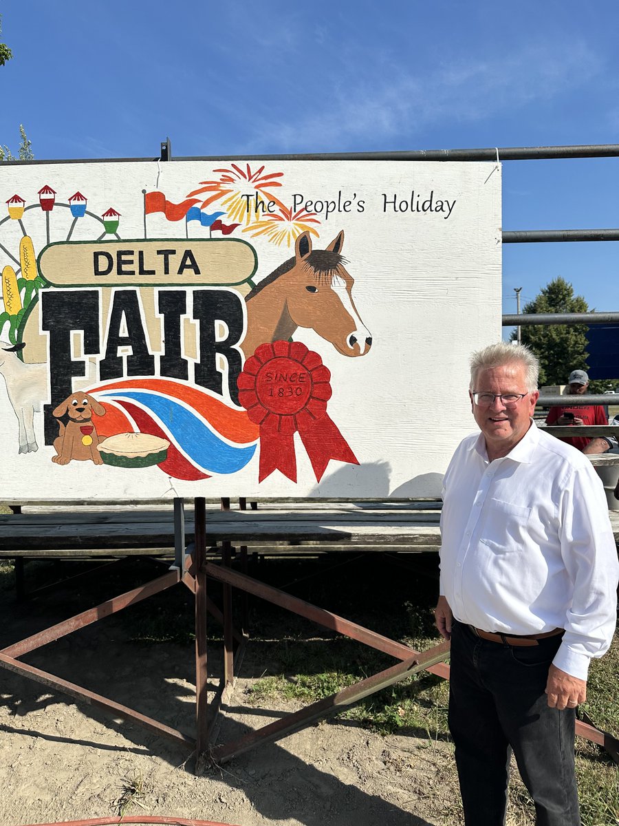 SenatorRobBlack's tweet image. What a nice evening celebrating the 195th edition of the Delta Fair! After briefly speaking and cutting the ribbon at the opening ceremony, it was a pleasure to take part in the festivities and celebrate local farmers and producers from the Delta area! Thank you for the…