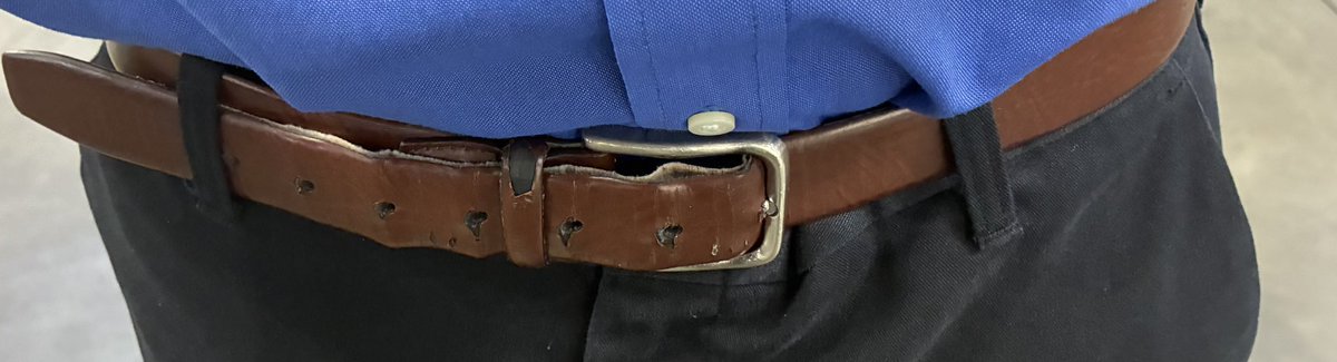 TheRealRormar's tweet image. Everyone is making fun of my brown belt and black pants
(I couldn’t find my black belt this morning zzz)
P.S. I will buy a new belt post MOASS