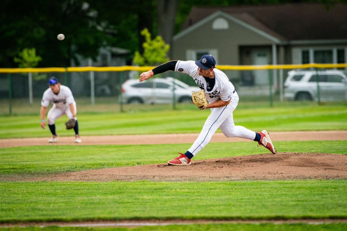 MuskegonClipper's tweet image. Clips win and their playoff hopes remain alive! Don't miss tonights game, first pitch set for 6:35pm! Let's pack Marsh Field and help your Clips in their playoff push!