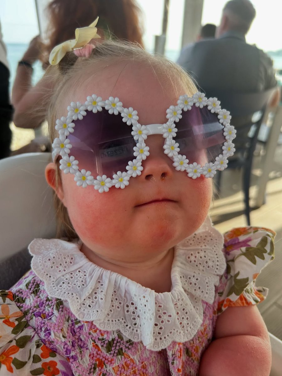 // Featured // @extraordinary_mabel

Loving the sunshine.😎☀️🌻 #FeatureFriday #SummerLiving #NothingDownAboutIt