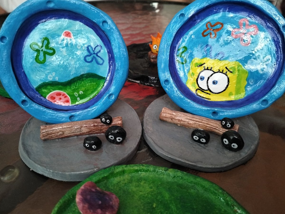 LaColoniaJuarez's tweet image. Amigos: Vamos a echarle una garrita a nuestro vecinito Milo para que pueda pagar su consulta veterinaria.
Quien guste apoyar, @Jiva_angel ofrece plumas y joyeros de pasta flexible hechos a mano para conseguir fondos para este michi habitante de #PrivadaMascota en #ColoniaJuarez.