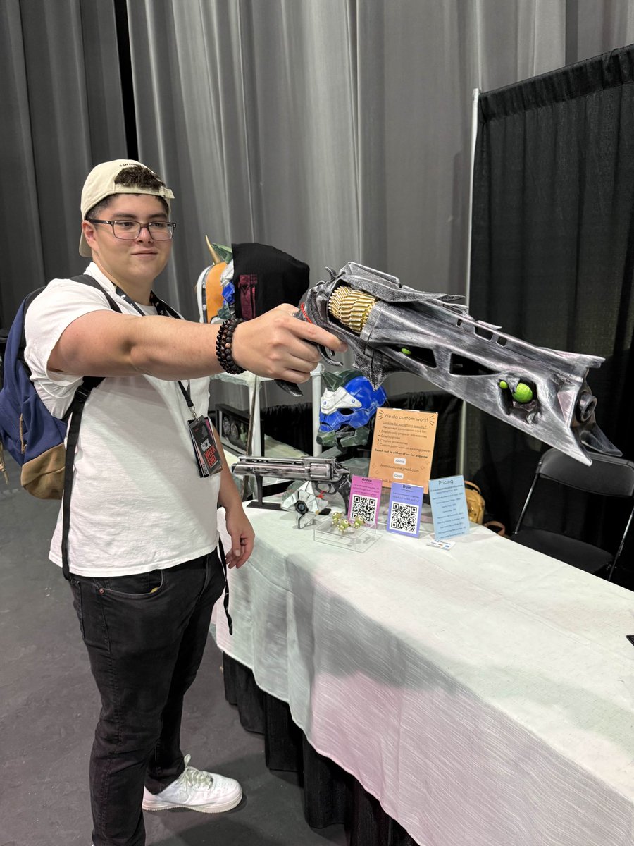 unrealkirbyy's tweet image. I bought the thorn