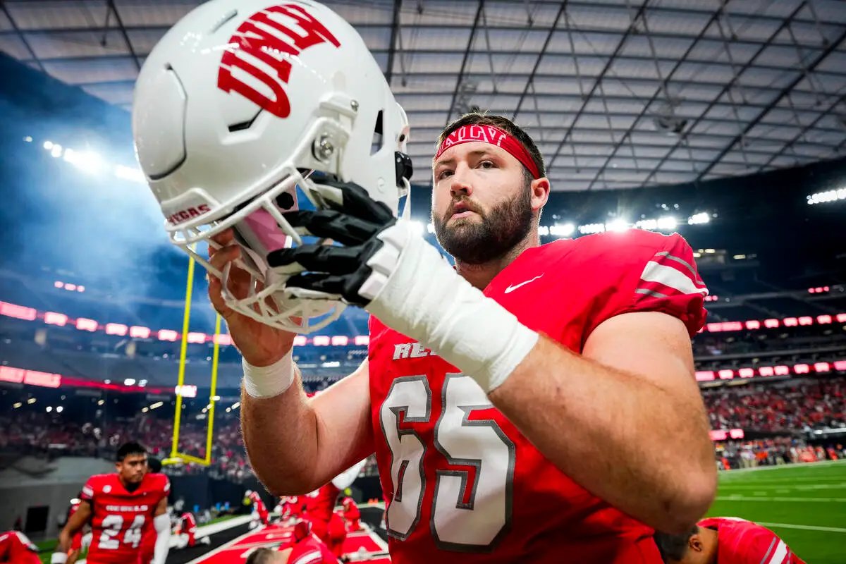 🚨 NEW: “One More Snap”  Jack Hasz’s legal fight to play another college season fell short as a federal judge sided with the NCAA.

What this ruling means for Hasz, the Five-Year Rule, and the future of eligibility reform👇
 open.substack.com/pub/thescarlet…