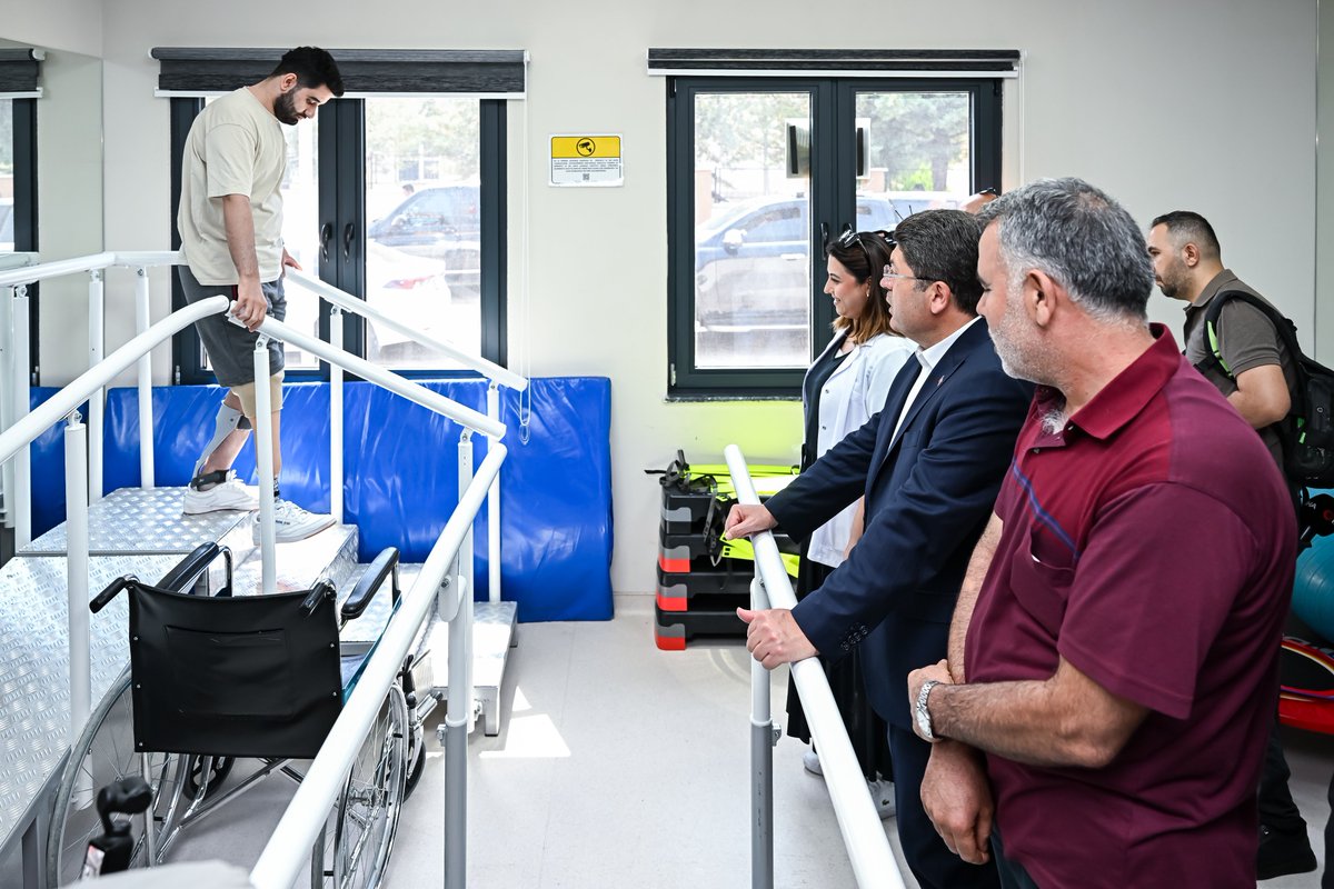 yilmaztunc's tweet image. Gaziantep Büyükşehir Belediyemize bağlı Buğday Tanesi Ortez Protez Yapım ve Uygulama Merkezi’ni ziyaret ettik.

Engelli bireylerin hayatına dokunmak, onları toplumun etkin ve üretken bireyleri olarak topluma kazandırmak; sosyal adaletin ve insan onurunun en güçlü…