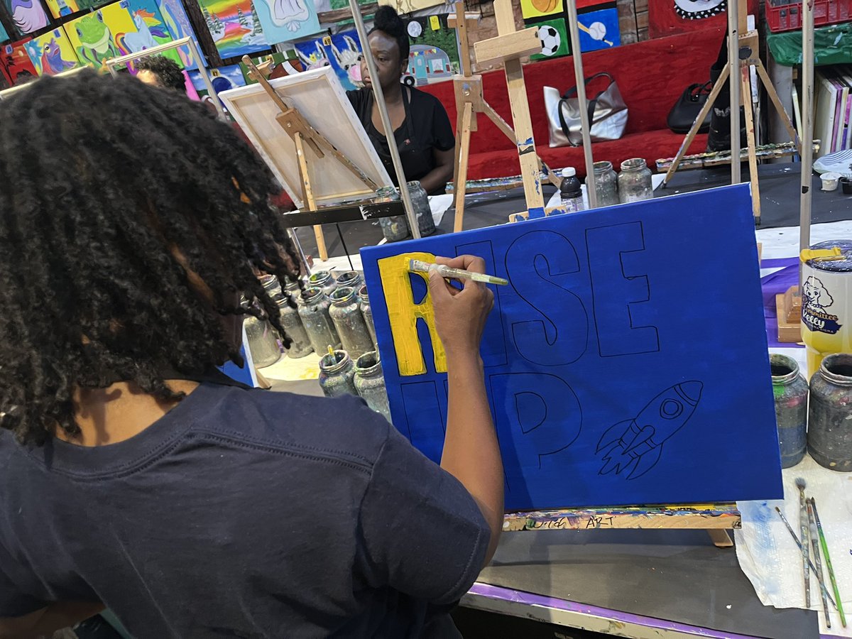 shannonjbuff's tweet image. Our @RISEAcademy3 team is kicking off the morning with powerful team-building activities to bring together new and veteran members. One highlight: creating new art for the building! Welcome back, Rise Team! #SpiritPrideExcellence