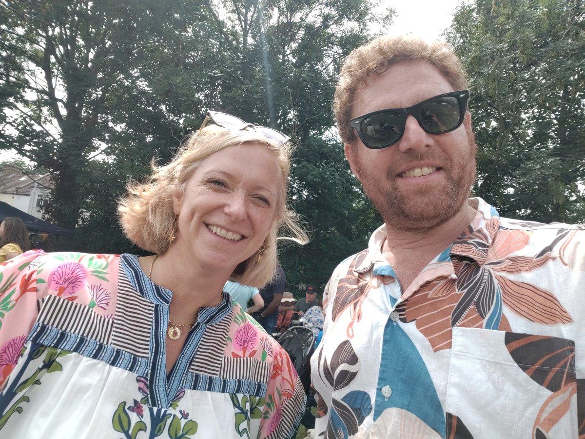 graeme_l_casey's tweet image. One of the great privileges of being a #Bromley #LibDem Councillor is that you are a corporate parent and get the opportunity to thank those professionals that care for the most vulnerable in our society, meet the children and carers and enjoy some excellent @DookiesGrill food.