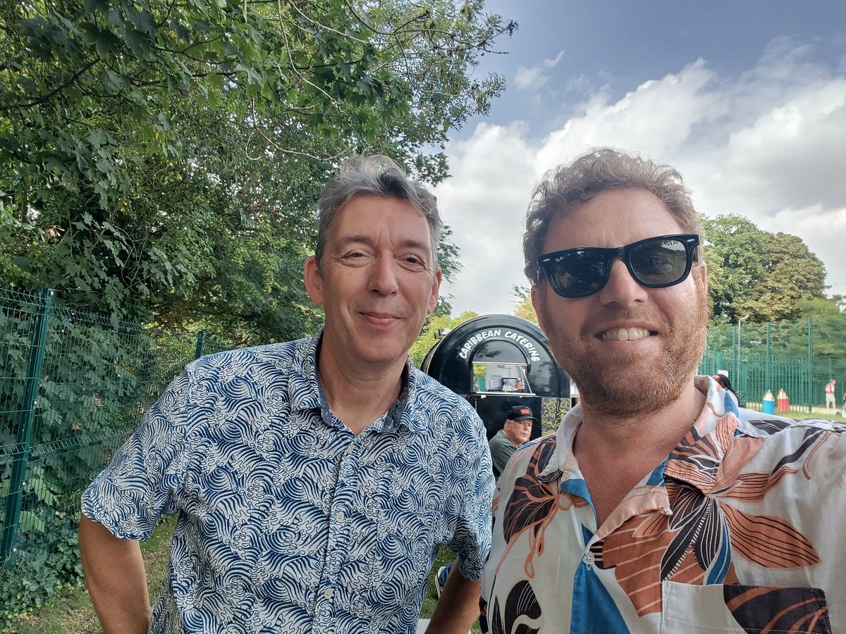 graeme_l_casey's tweet image. One of the great privileges of being a #Bromley #LibDem Councillor is that you are a corporate parent and get the opportunity to thank those professionals that care for the most vulnerable in our society, meet the children and carers and enjoy some excellent @DookiesGrill food.