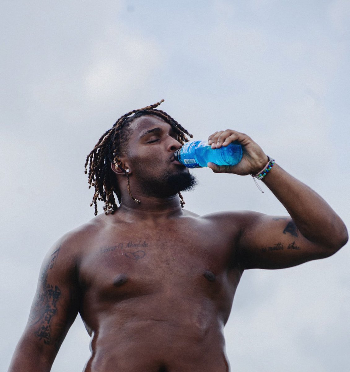 All Work No Play!!!💪🏽
#Blessed☝🏽
<a href="/UHCougarFB/">Houston Football</a> 
<a href="/OscarGiles95/">Oscar Giles</a> 
<a href="/CoachWEFritz/">Coach Willie Fritz</a> 
<a href="/AdaezeQA/">Adaeze Akudolu</a> 
<a href="/UHouston/">University of Houston</a> 
<a href="/UHCougars/">Houston Athletics</a>