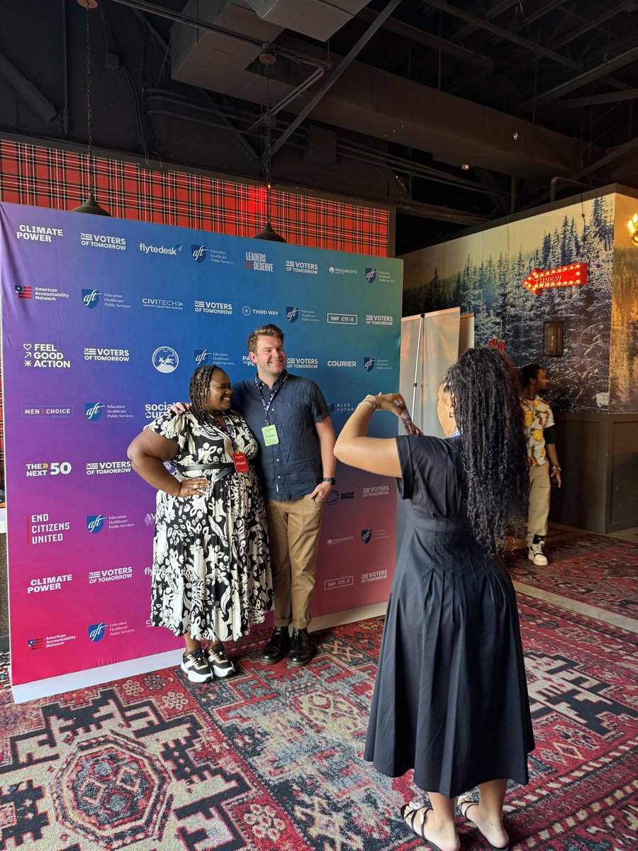 VotersTomorrow's tweet image. Gen Z is showing up and showing out this morning for our 2025 #FightForOurFuture Summit!
