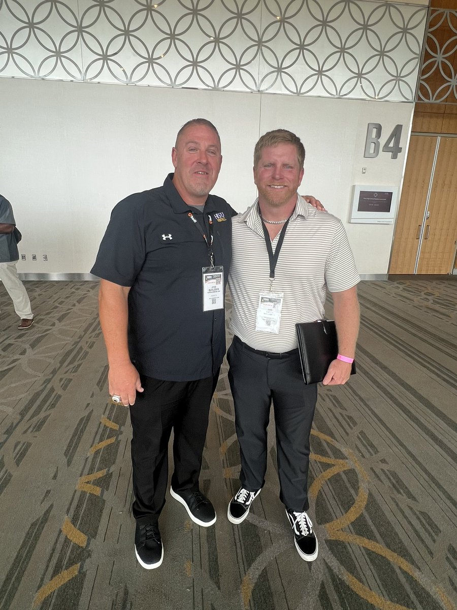 Coach Jake Smith tweet media