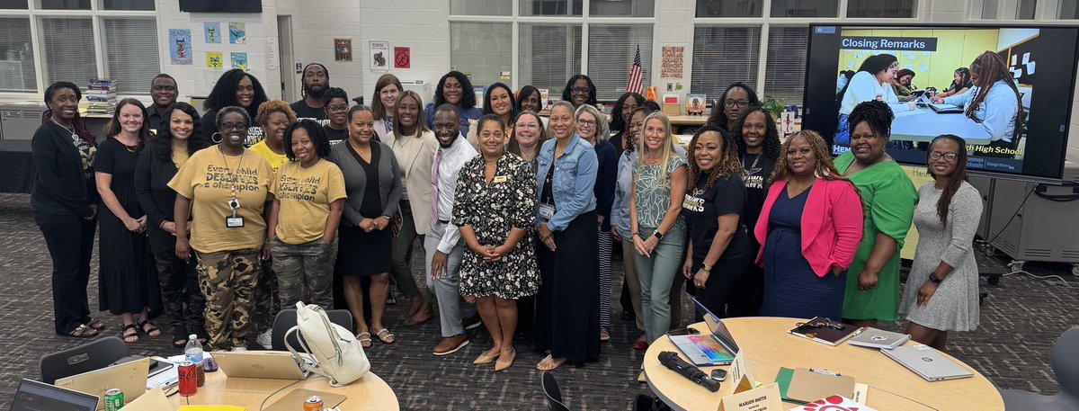 ENunnallyEdu's tweet image. S/O to Dr. Vernon-James Riley of VJR Consulting for delivering a very engaging &amp;amp; thought-provoking training on Active Monitoring! The @MHS_WarHawks cluster is ready to support students &amp;amp; teachers in maximizing student success! @TermerionMLakes @SuptPace_HCS 

#WarhawkPRIDE🦅