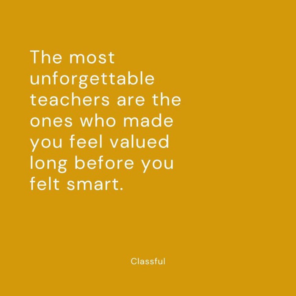 #FridayMorning 🤍🚌🏫📚