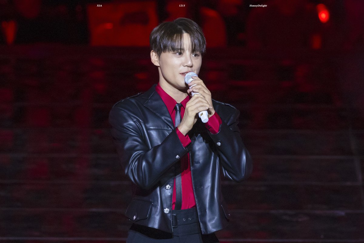 __HoneyDelight's tweet image. 20250725 LCK ROADSHOW 2025 T1 HOME GROUND 

우리 구역 롤 마스터👍

#김준수 #XIA #준수 #XIA준수 #시아준수 #JUNSU #XIAJUNSU #KIMJUNSU #ジュンス