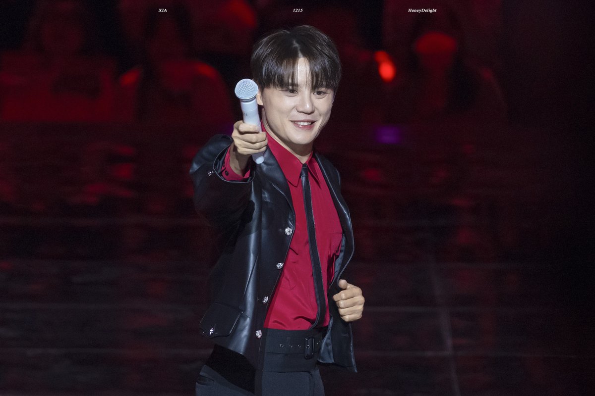 __HoneyDelight's tweet image. 20250725 LCK ROADSHOW 2025 T1 HOME GROUND 

우리 구역 롤 마스터👍

#김준수 #XIA #준수 #XIA준수 #시아준수 #JUNSU #XIAJUNSU #KIMJUNSU #ジュンス