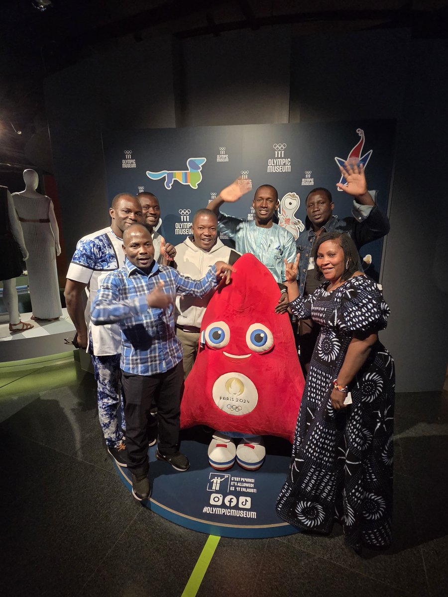 Fondation Hirondelle (@fondhirondelle) on Twitter photo 🎬 Clap de fin pour la visite des 7 journalistes sahéliens !
Cette semaine d’immersion autour du journalisme sportif ⚽ en Suisse s'est conclue par des visites:
⚖️Tribunal arbitral du sport
🏛️<a href="/olympicmuseum/">The Olympic Museum</a>
Une semaine riche en rencontres pour l'#EURO2025 <a href="/UEFA/">UEFA</a> <a href="/SwissAmbSahel/">Ambassadrice Cédrine Beney</a> 🎬 Clap de fin pour la visite des 7 journalistes sahéliens !
Cette semaine d’immersion autour du journalisme sportif ⚽ en Suisse s'est conclue par des visites:
⚖️Tribunal arbitral du sport
🏛️<a href="/olympicmuseum/">The Olympic Museum</a>
Une semaine riche en rencontres pour l'#EURO2025 <a href="/UEFA/">UEFA</a> <a href="/SwissAmbSahel/">Ambassadrice Cédrine Beney</a>