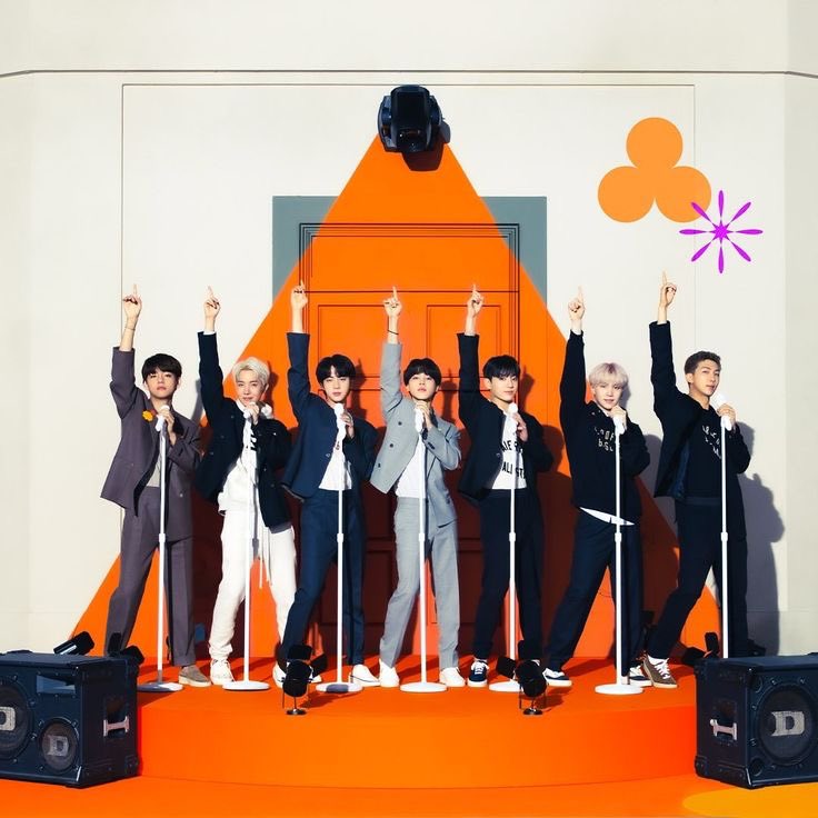 btsonstats's tweet image. BTS’ “Permission to Dance - Live on Stage” becomes the first live album by any male artist, group and Asian act in history to amass 50 million streams on Spotify in a single week.