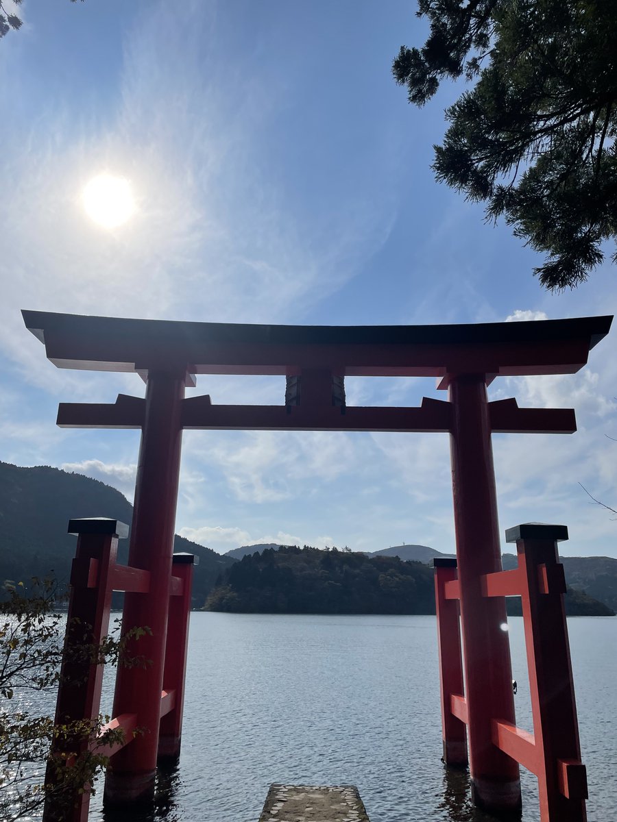 お金に13年以上も困っていた知り合いに
この画像を保存するように伝えたところ、

なぜか大金が引き寄せられ、お金の悩みが消えてしまったと
嬉しい報告をもらいました✨

「🐉」であなたのもとにも届くでしょう✨️