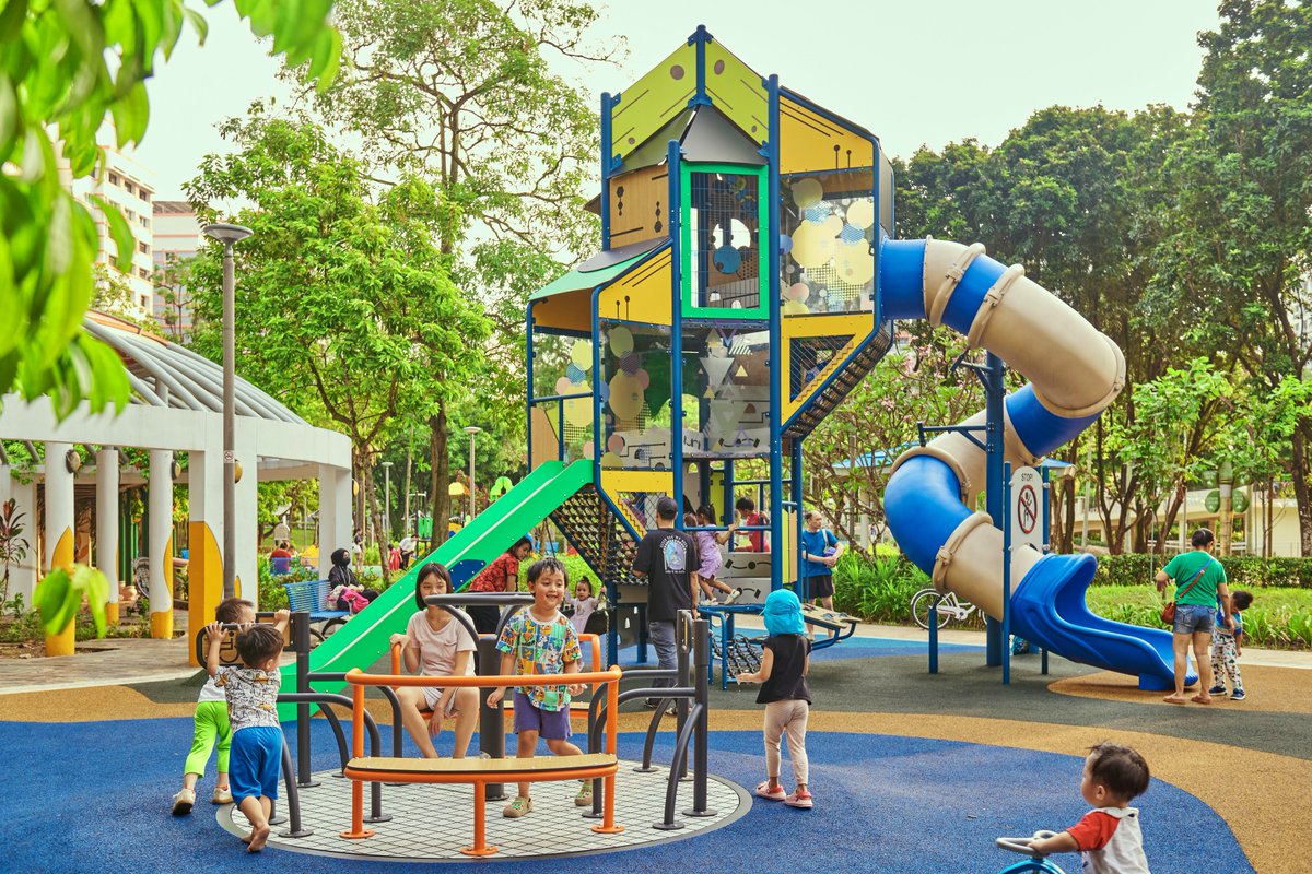 #Singapur'un kalbinde bir macera dünyası! 🌍 💙
Yeni oyun alanımız saf #neşe kaynağı
 herkesin içindeki çocuğu ortaya çıkarıyor! 🤩 🤩🥳

#Cemer #cmrplay #oyunalanı #oyun #eğlence