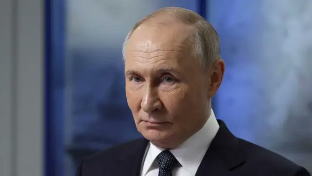 Russia is losing control over post-Soviet states.

Armenia, Azerbaijan, Kyrgyzstan, and Tajikistan sign deals, push out Russian troops, and cut Moscow from talks, while Putin pulls forces to fight in Ukraine, Jeffrey Mankoff for Foreign Affairs. 1/