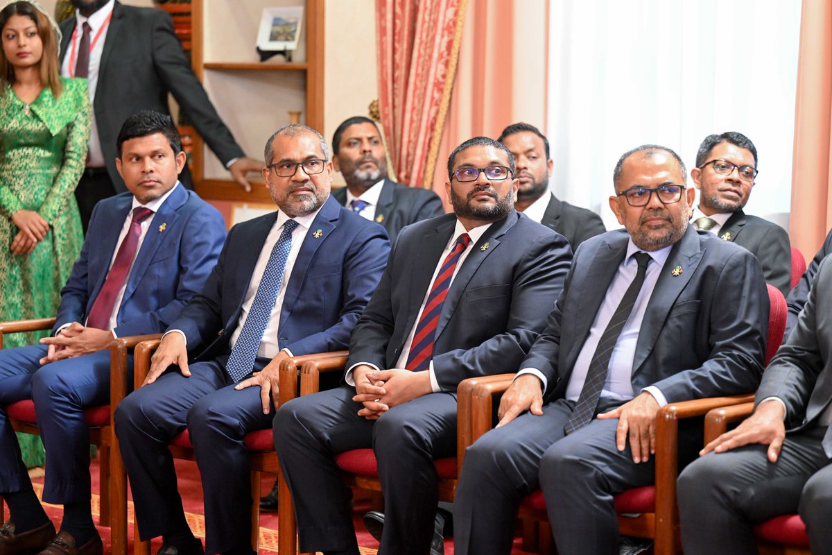 Moosa Zameer (@moosazameer) on Twitter photo Today, I had the honour of exchanging two key agreements with the External Affairs Minister of India <a href="/DrSJaishankar/">Dr. S. Jaishankar</a>, in the presence of President Dr <a href="/MMuizzu/">Dr Mohamed Muizzu</a> and Prime Minister of India <a href="/narendramodi/">Narendra Modi</a>:
1️⃣ $565 million Line of Credit to Maldives
2️⃣ Amendatory agreement easing Today, I had the honour of exchanging two key agreements with the External Affairs Minister of India <a href="/DrSJaishankar/">Dr. S. Jaishankar</a>, in the presence of President Dr <a href="/MMuizzu/">Dr Mohamed Muizzu</a> and Prime Minister of India <a href="/narendramodi/">Narendra Modi</a>:
1️⃣ $565 million Line of Credit to Maldives
2️⃣ Amendatory agreement easing