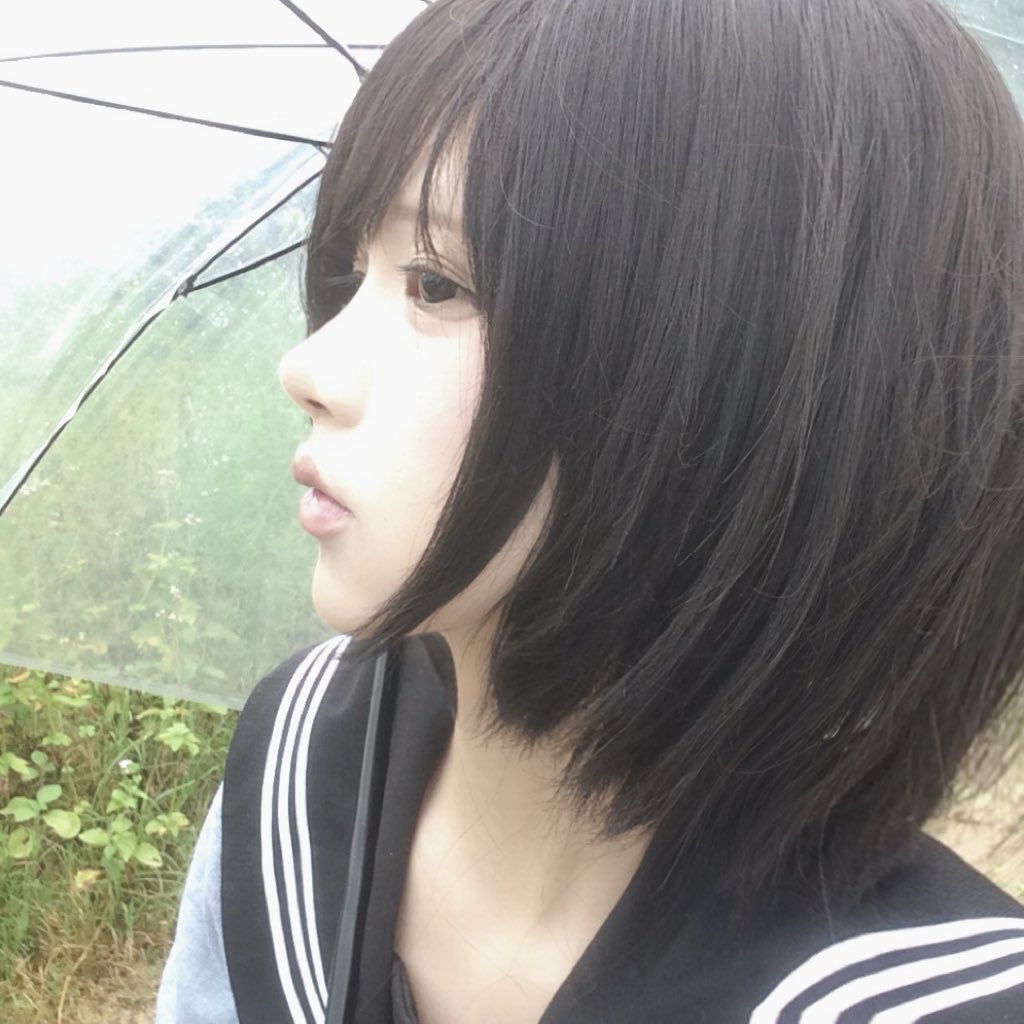 TuTri77's tweet image. 喜欢这张的鼻子
