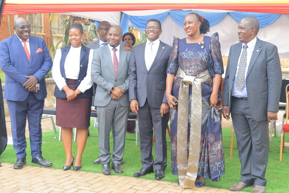 ZambaaliBulasio's tweet image. Human rights are the foundation of dignity, freedom, and justice for every person, regardless of their background, age, gender, or social status. Today we launched the Wakiso District Human rights Situation report 2024/2025
We must  stand against domestic violence, child abuse,…