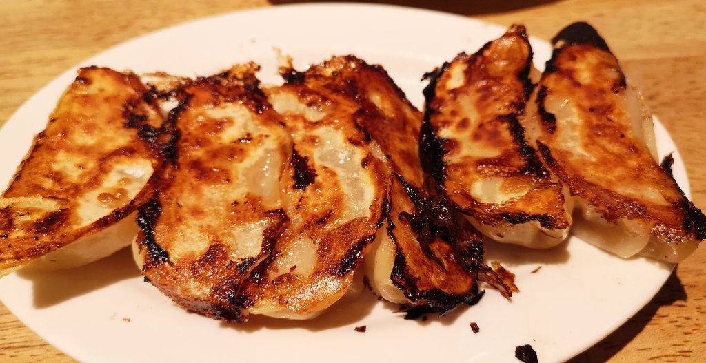 今日は頑張った(？)から自分へのご褒美💚
冷やしラーメンあってうれしい