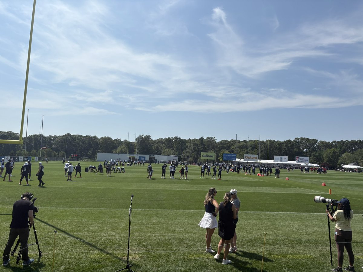 Day 3 at Patriots training camp!

It’s a scorcher today in Foxborough. Pats have a lower-tempo day of practice today, without pads or helmets.