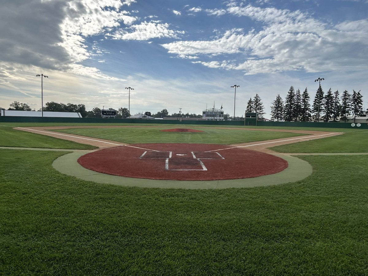 ChaseMillerND's tweet image. State B Babe Ruth Tournament opens today from LaMoure on yourliveevent.com:
11 - Burlington vs Gwinner
1:30 - Casselton vs Park River
4 - Bottineau vs Central McLean
7 - LaMoure vs Thompson