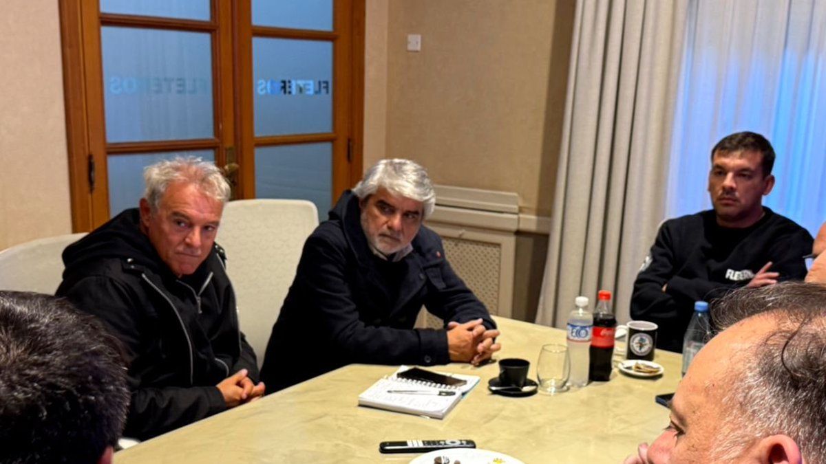 Ayer visité a compañeros del Sindicato Único de Fleteros de la República Argentina, quienes mantuvieron elecciones de autoridades para el período 2025-2029. Felicito a la comisión directiva electa y celebro la transparencia y el compromiso democrático en el ámbito sindical.