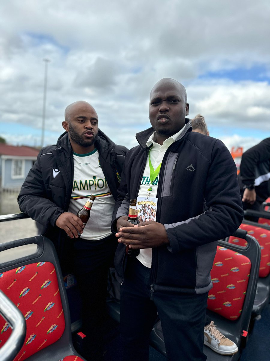 PhaksPhothinja's tweet image. As promised, we delivered The Mace to the people of Langa, where it all began for Captain Temba Bavuma.
A day the children of Langa will never forget. 🏆 🇿🇦
#BavumaHomeComing